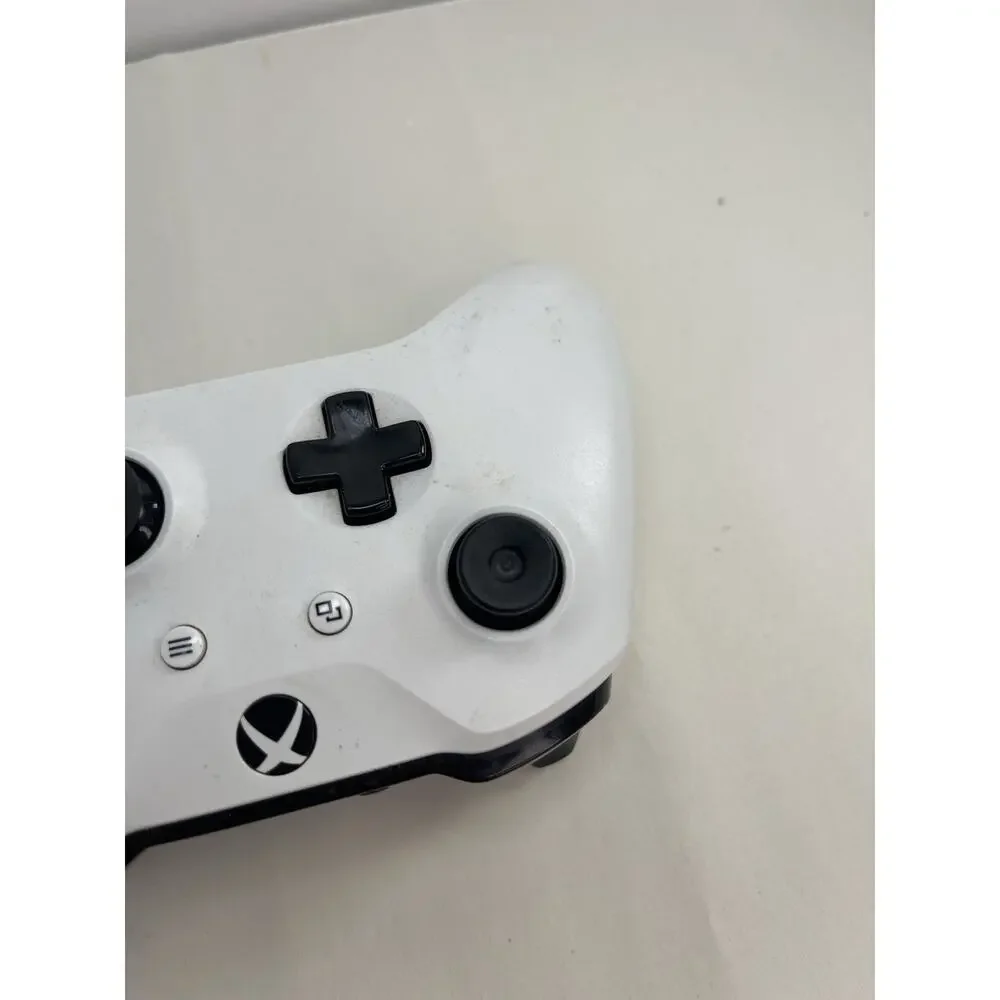 Authentic Microsoft Xbox One Wireless Controller White NO BACK Tested